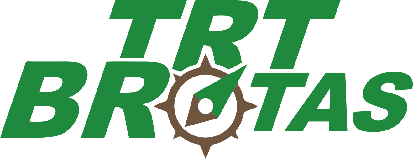 Logotipo da TRT Brotas em verde, com uma bússola no lugar da letra O de Brotas.